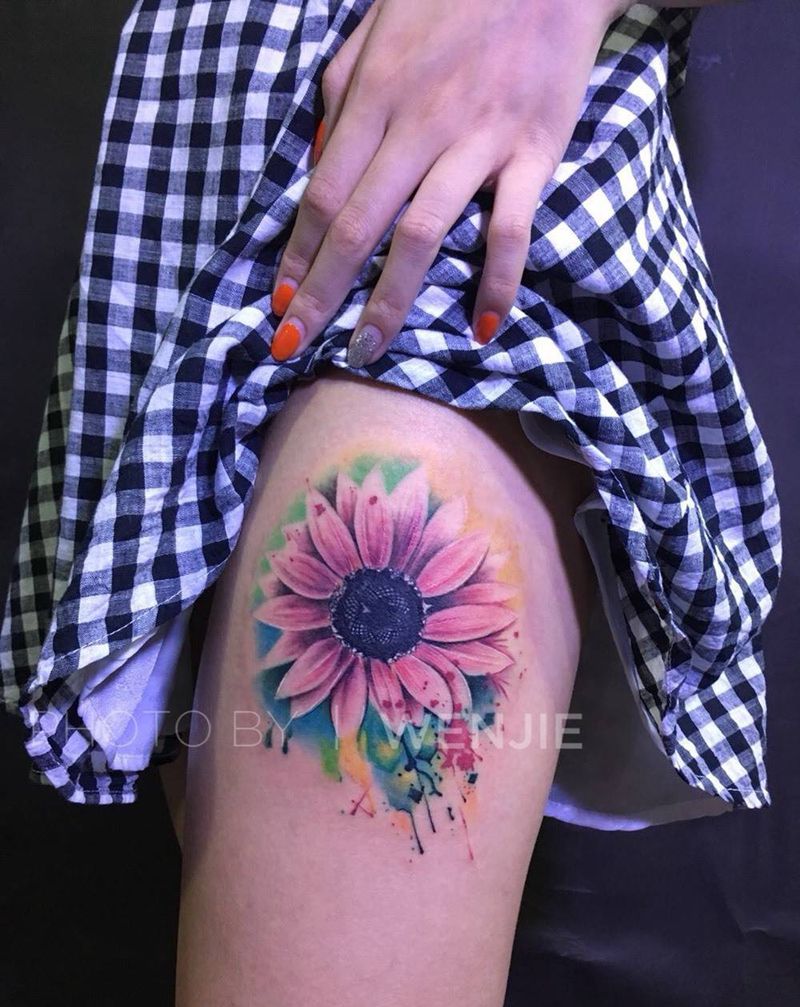 向日葵纹身图片_成品腿部清新植物火骷髅设计设计纹身图案