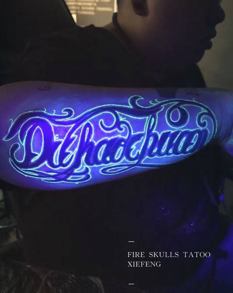 原创花体字纹身图片_成品手稿原创字符欧美荧光纹身图案