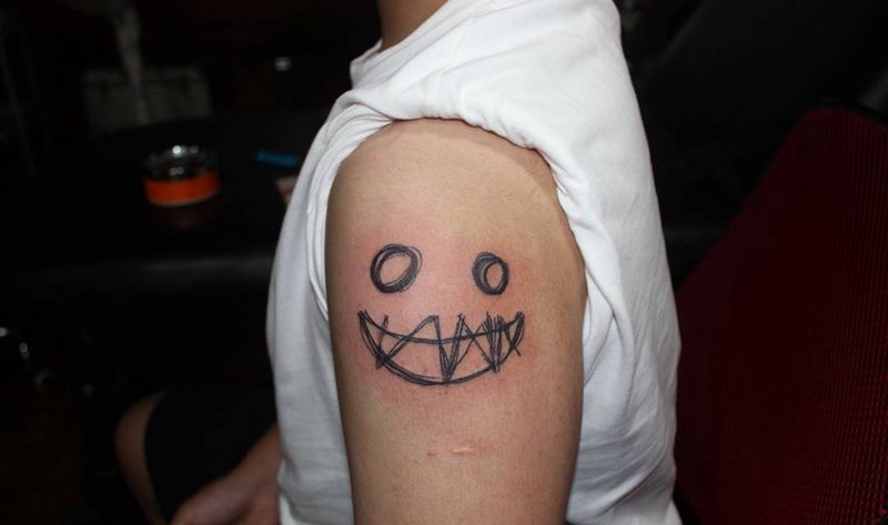 速写怪脸纹身图片