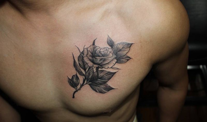 玫瑰纹身图片_成品胸部欧美传统植物静物清新纹身图案