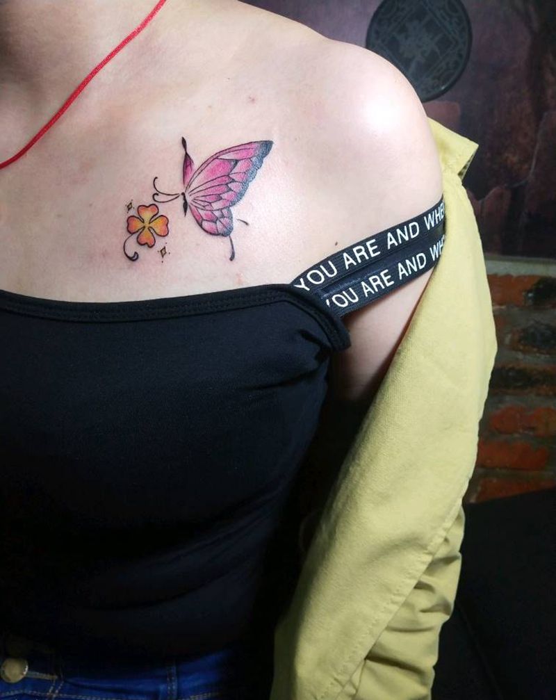 蝴蝶纹身图片_胸部纹身图案