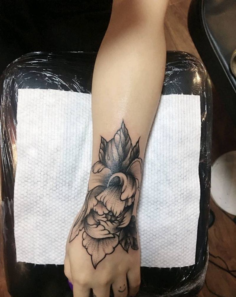 素花纹身图片_手臂手部纹身图案