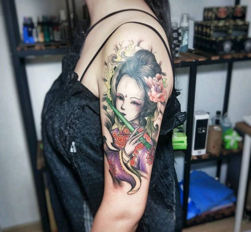 艺妓纹身图片_手部老传统艺妓纹身图案