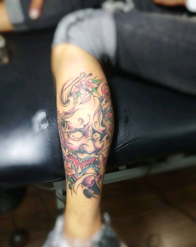 般若纹身图片_腿部纹身图案