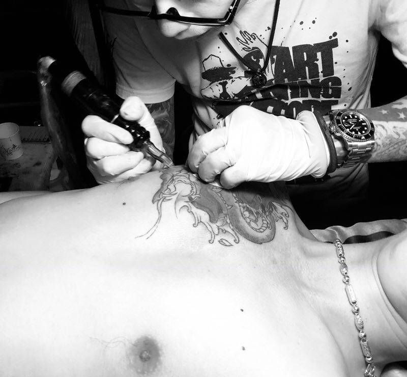 工作纹身图片_成品胸部传统习俗鬼神人物肖像肩部原创纹身图案