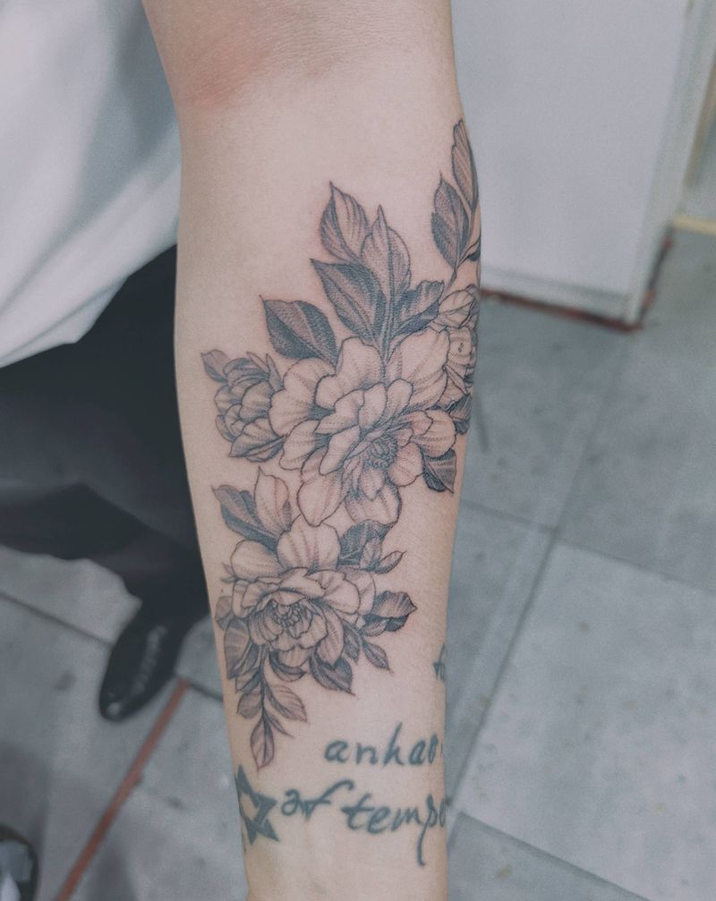 花纹身图片_手部点刺纹身图案