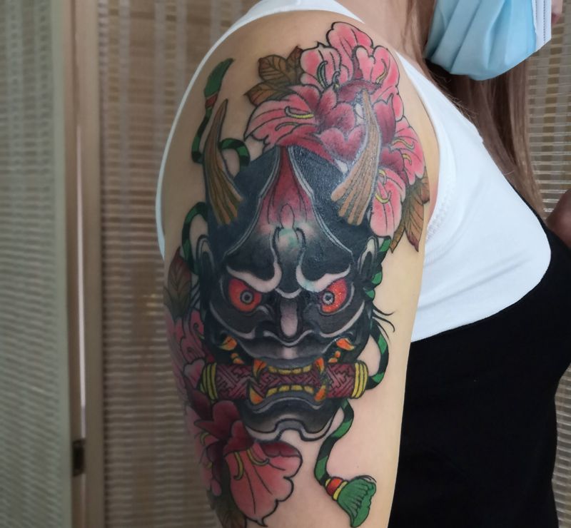 般若遮盖纹身图片_手臂新传统纹身图案