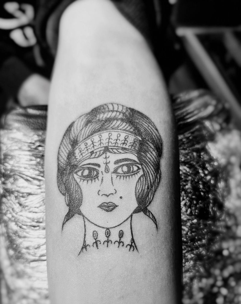 素纹身图片_手臂纹身图案