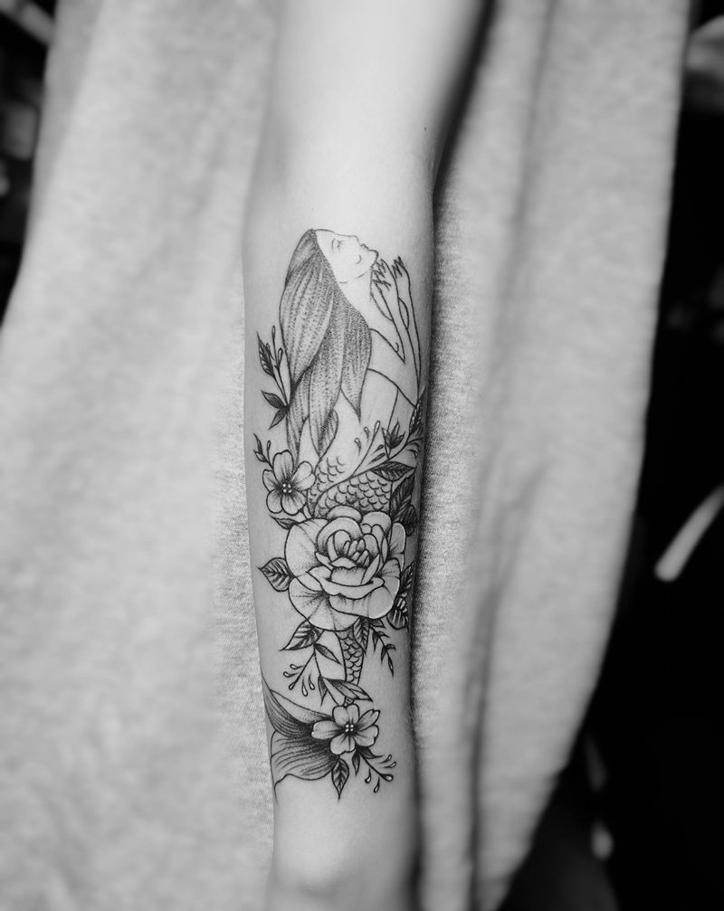 美人鱼纹身图片_手臂纹身图案