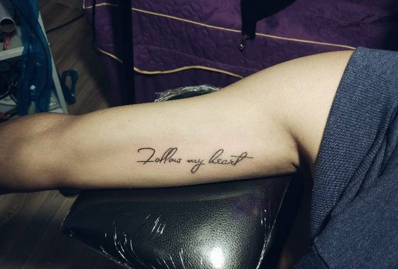 英文纹身图片_手臂清新纹身图案