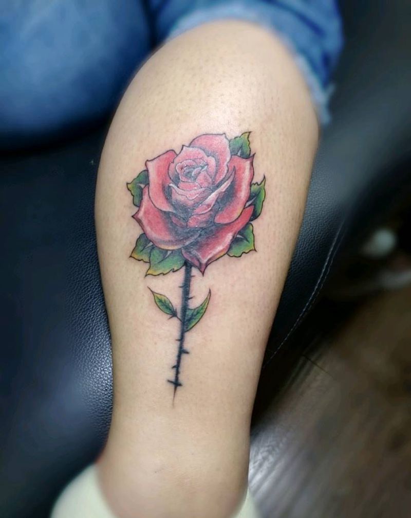 玫瑰纹身图片_腿部纹身图案