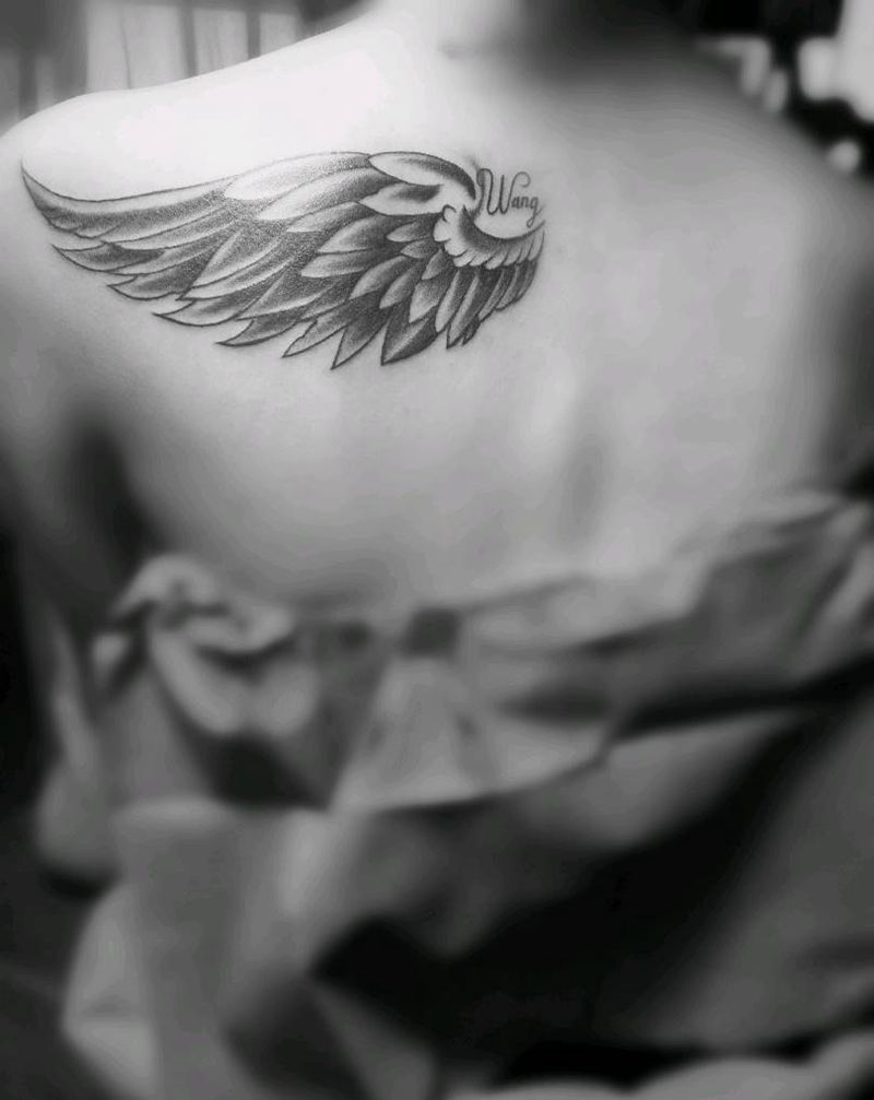 天使的翅膀纹身图片_背部纹身图案
