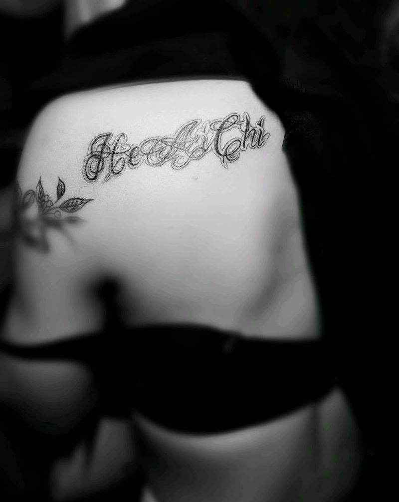 花体英文纹身图片_背部纹身图案