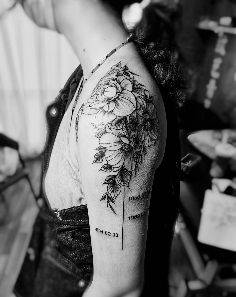 素花纹身图片_肩部纹身图案