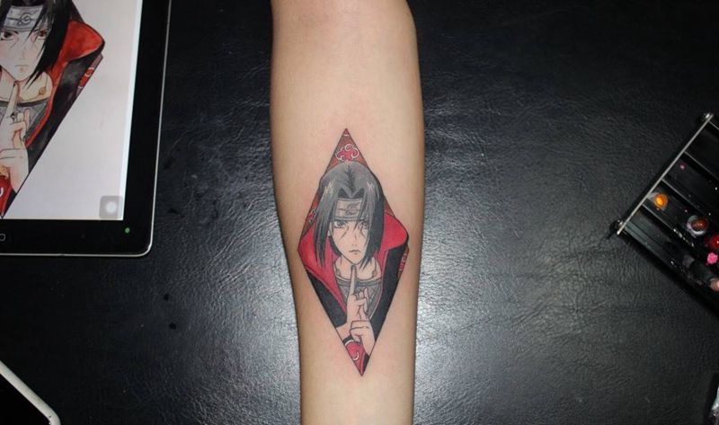 宇智波鼬纹身图片_手臂新传统New School纹身图案