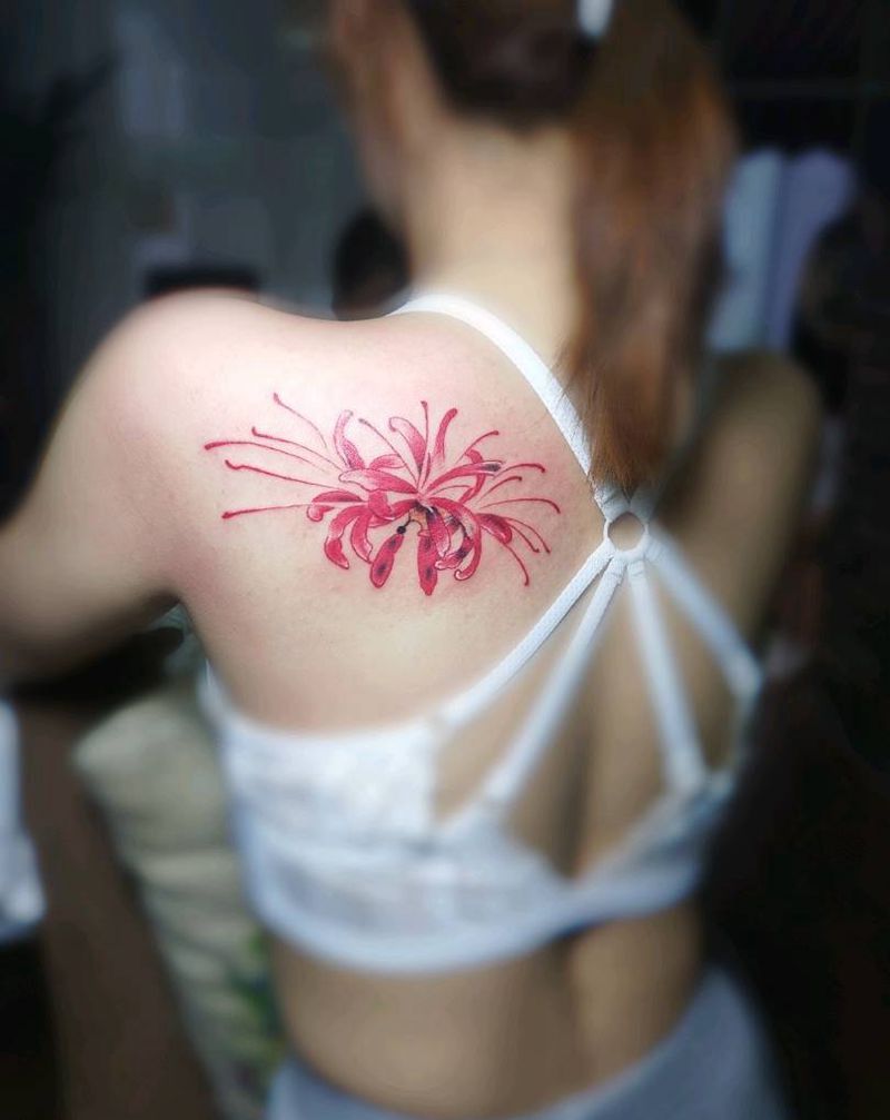 彼岸花纹身图片_背部纹身图案