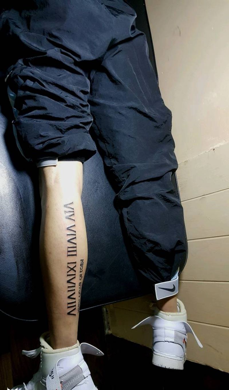 罗马数字纹身图片_腿部清新成品手稿纹身图案