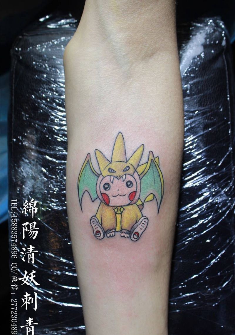 卡通比卡丘纹身图片
