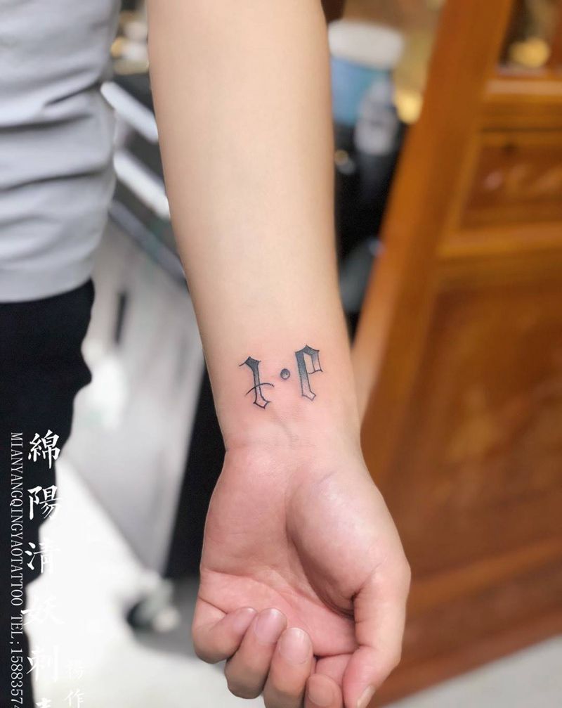 哥特字体纹身图片