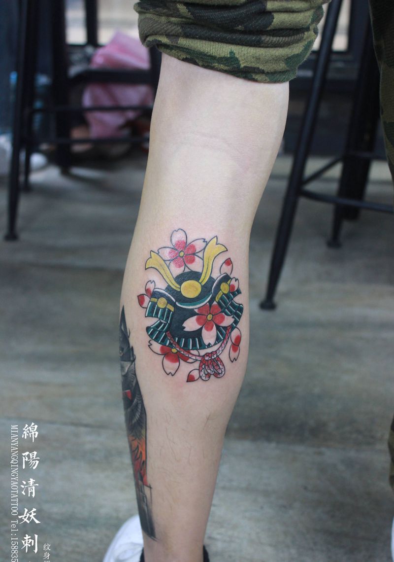 日式头盔纹身 高作品纹身图片_手臂纹身图案