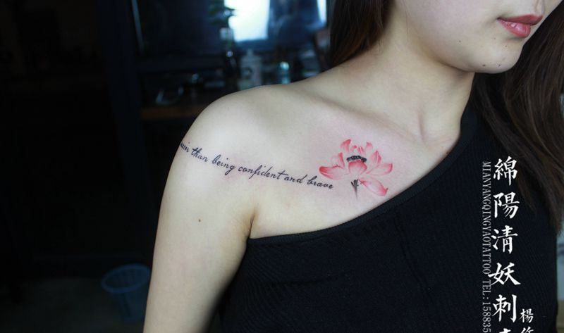 荷花纹身图片_手臂纹身图案