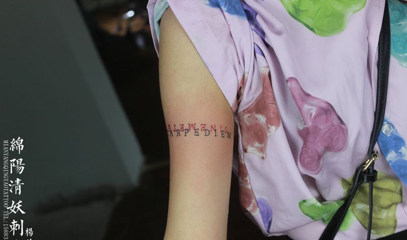 字母小清新纹身 店长杨作品纹身图片_手部手臂Old SchoolNew School纹身图案