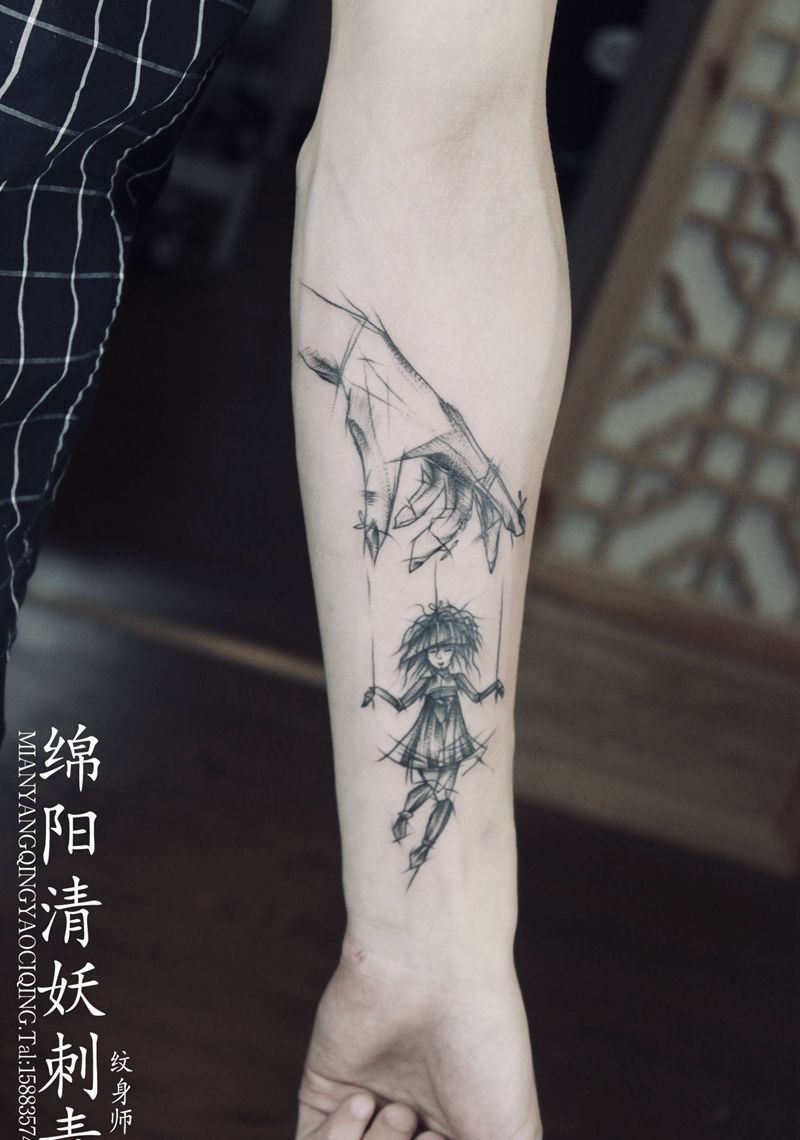 手指人偶纹身高作品纹身图片_手部手臂纹身图案