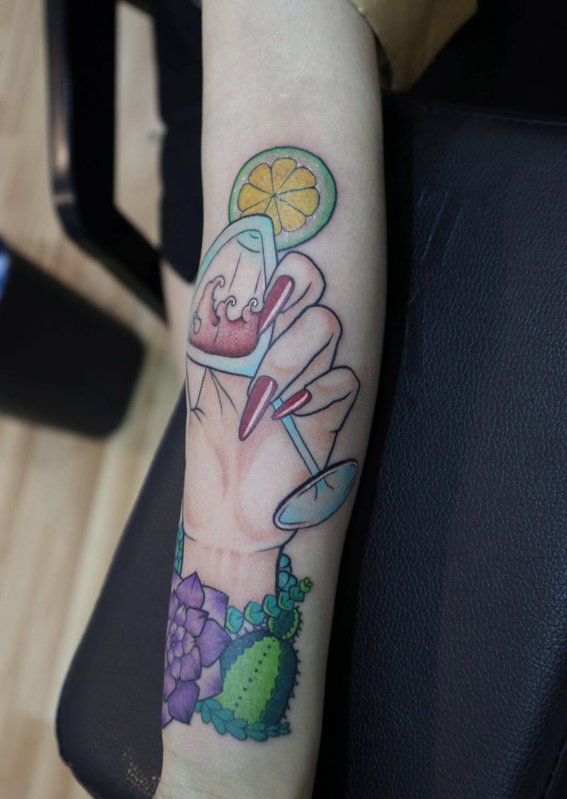 肉纹身图片_手臂New School纹身图案