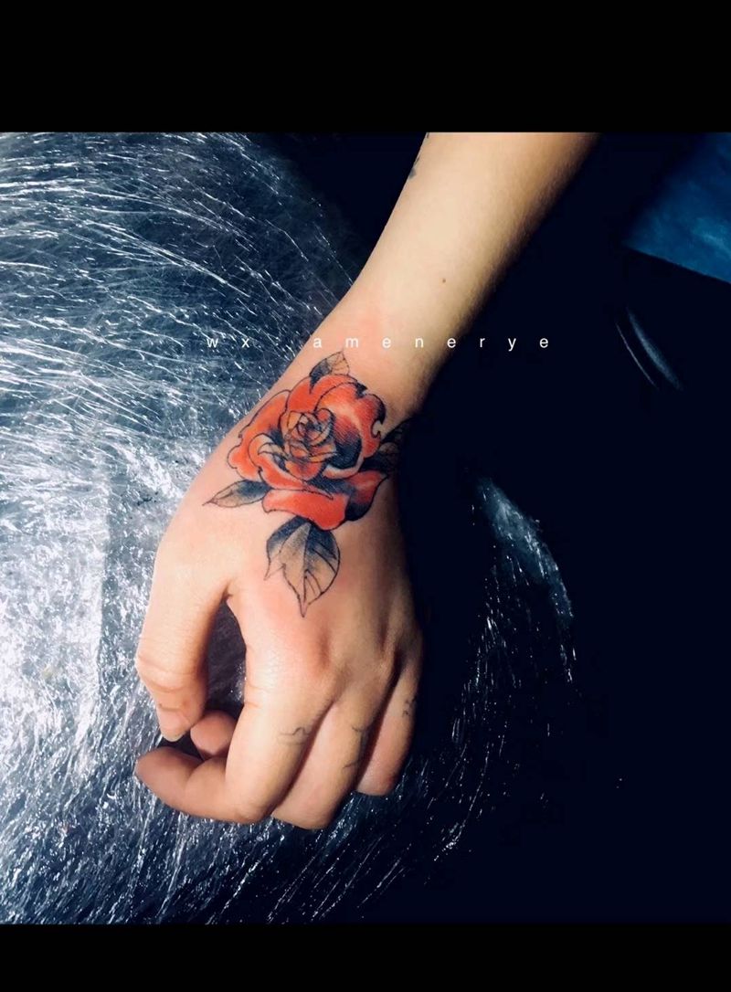 玫瑰遮盖纹身图片