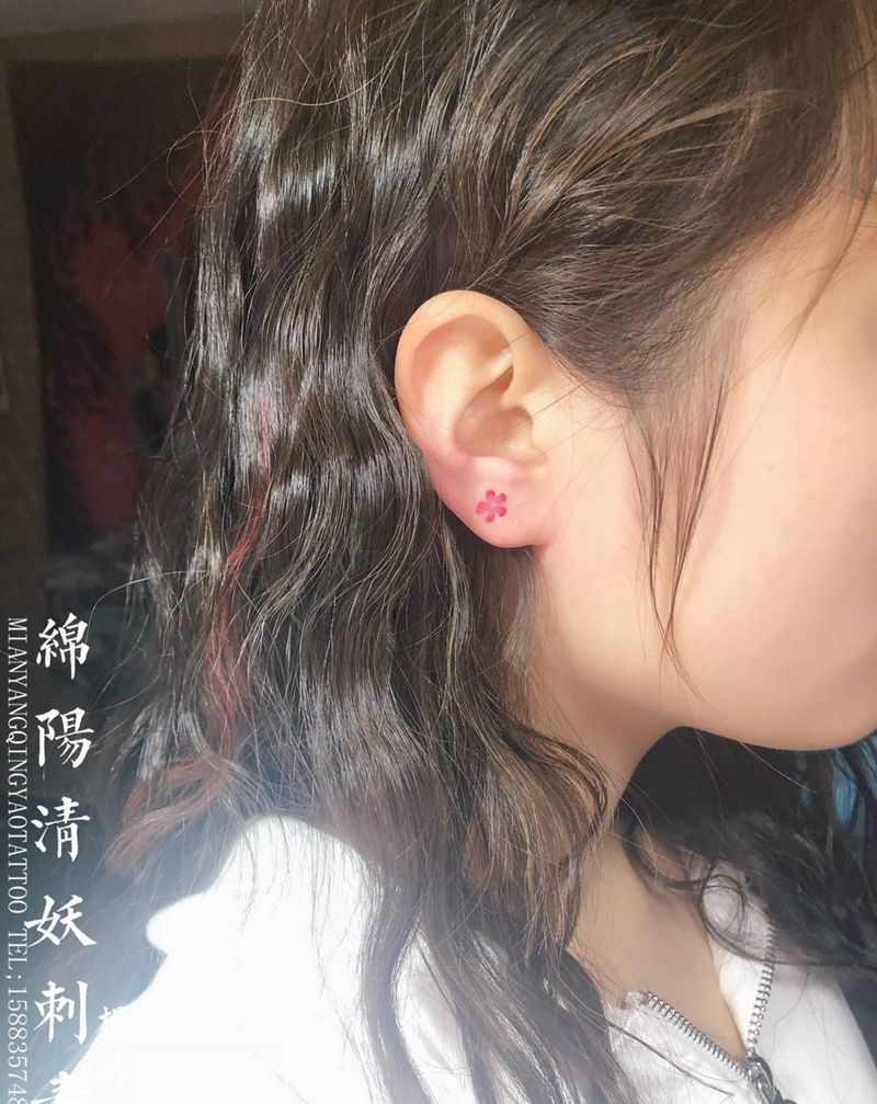 花樱桃纹身纹身图片