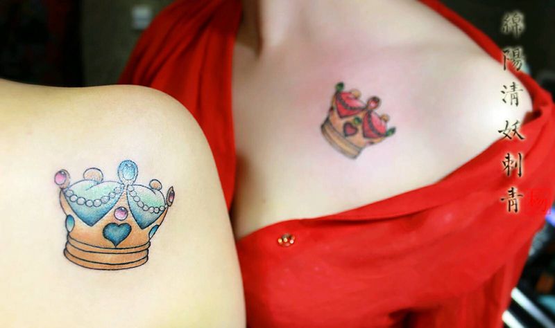皇冠纹身姐妹纹身