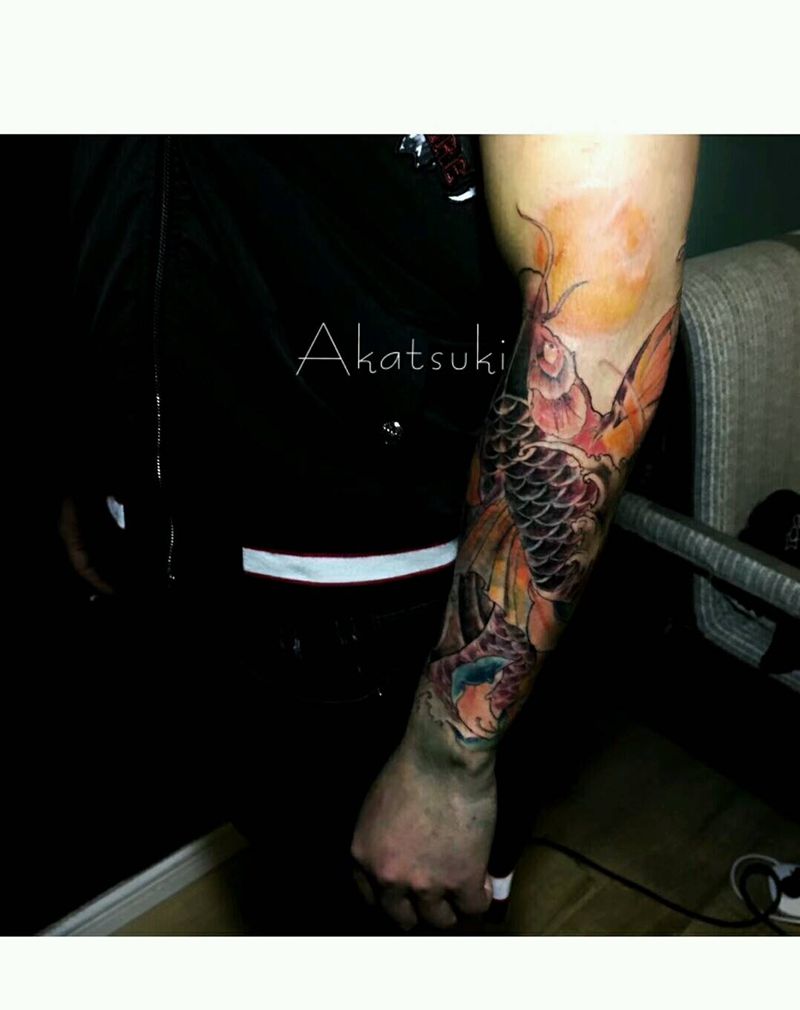 遮盖一只纹身图片