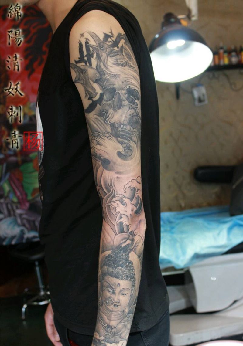 帅哥的大花臂终于完工了，纹身图片_手臂欧美肖像清新贴纸纹身图案