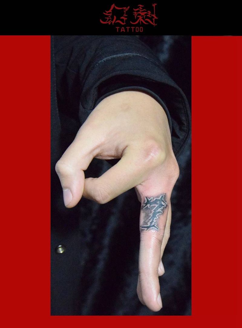 原创，遮盖，手指纹身图片