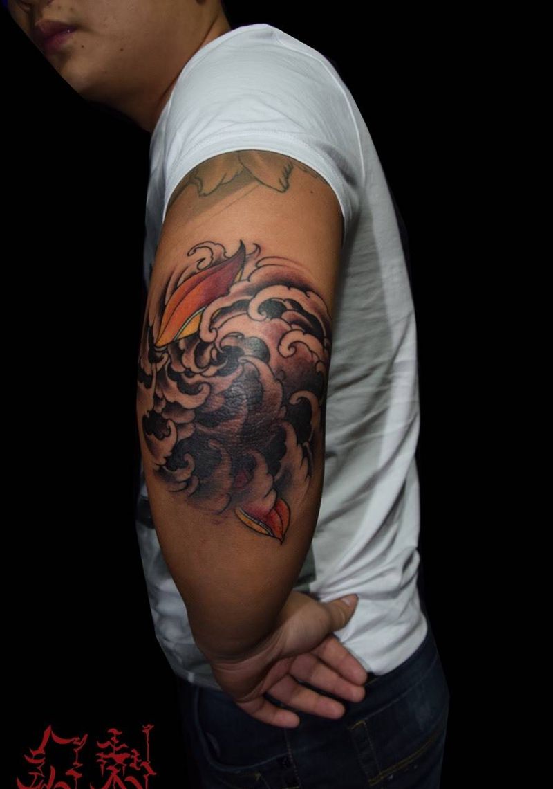 幻刺徒手设计浪纹身图片