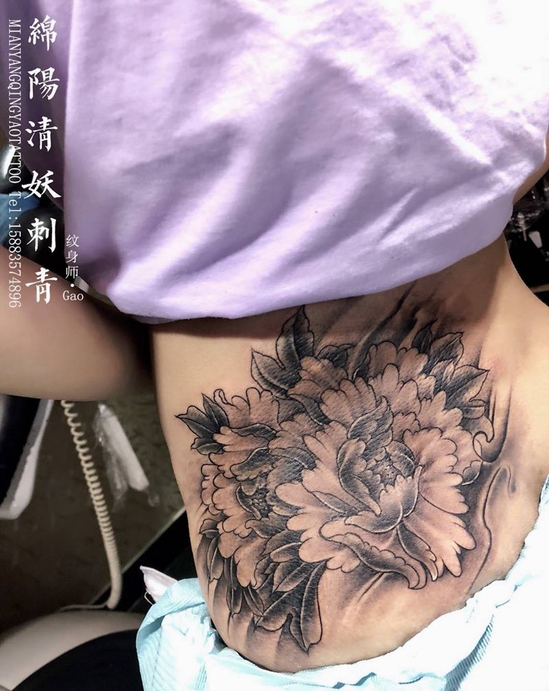 侧腰牡丹纹身 高作品纹身图片