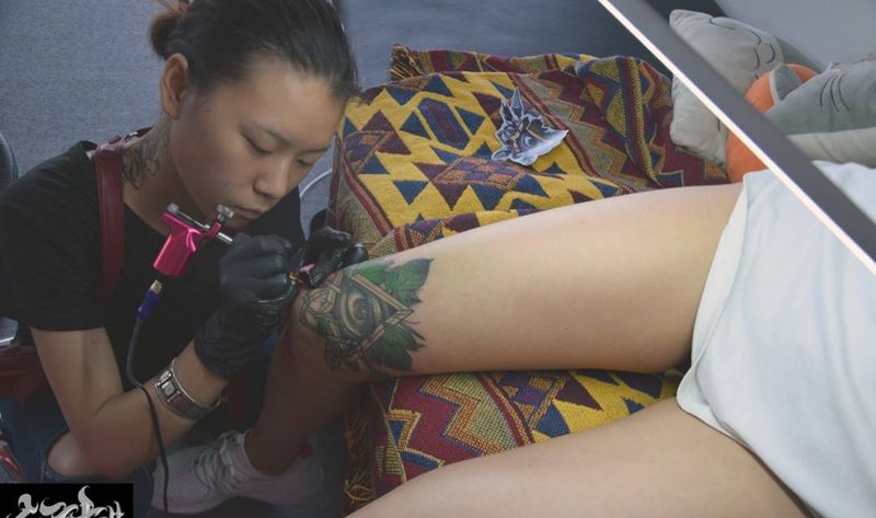 god is girl纹身图片