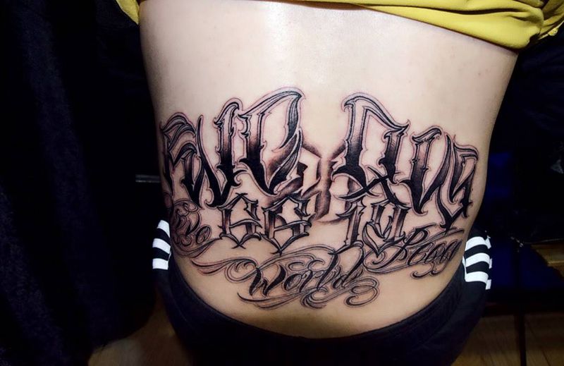 幻刺花体设计（未完成）纹身图片