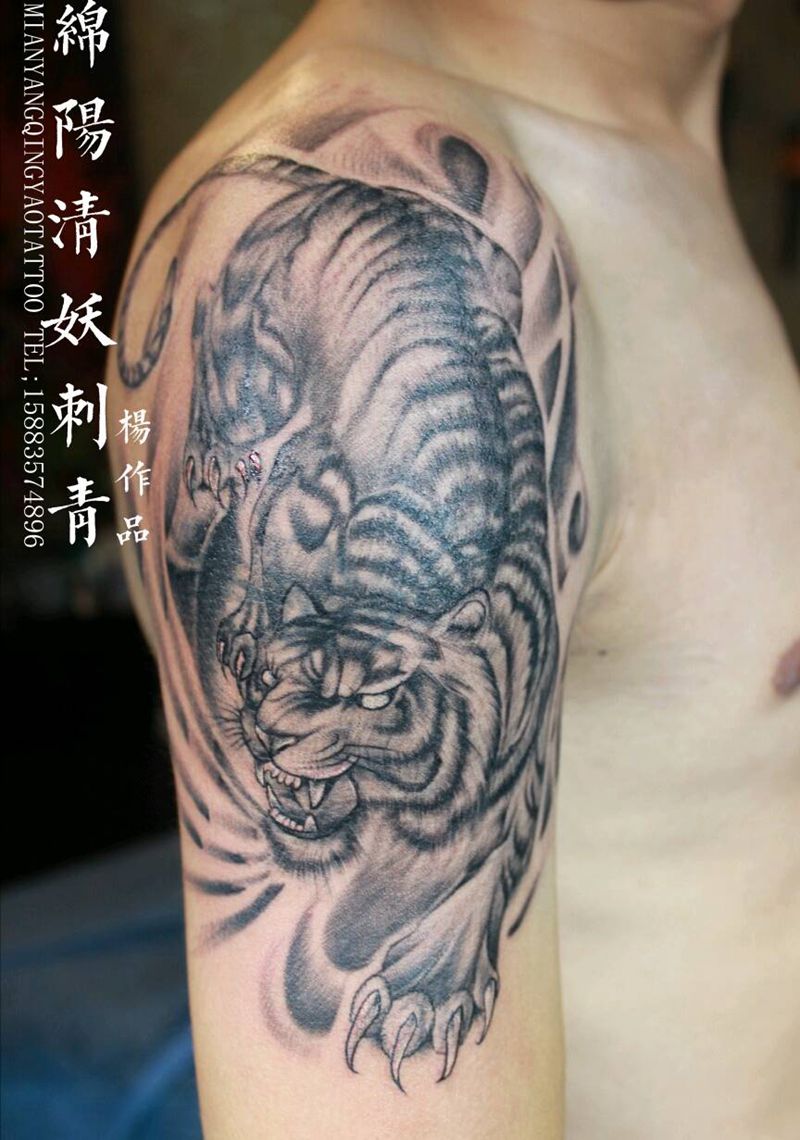 老虎纹身遮盖纹身图片_腰部手部习俗国画动物人物鬼神手稿纹身图案