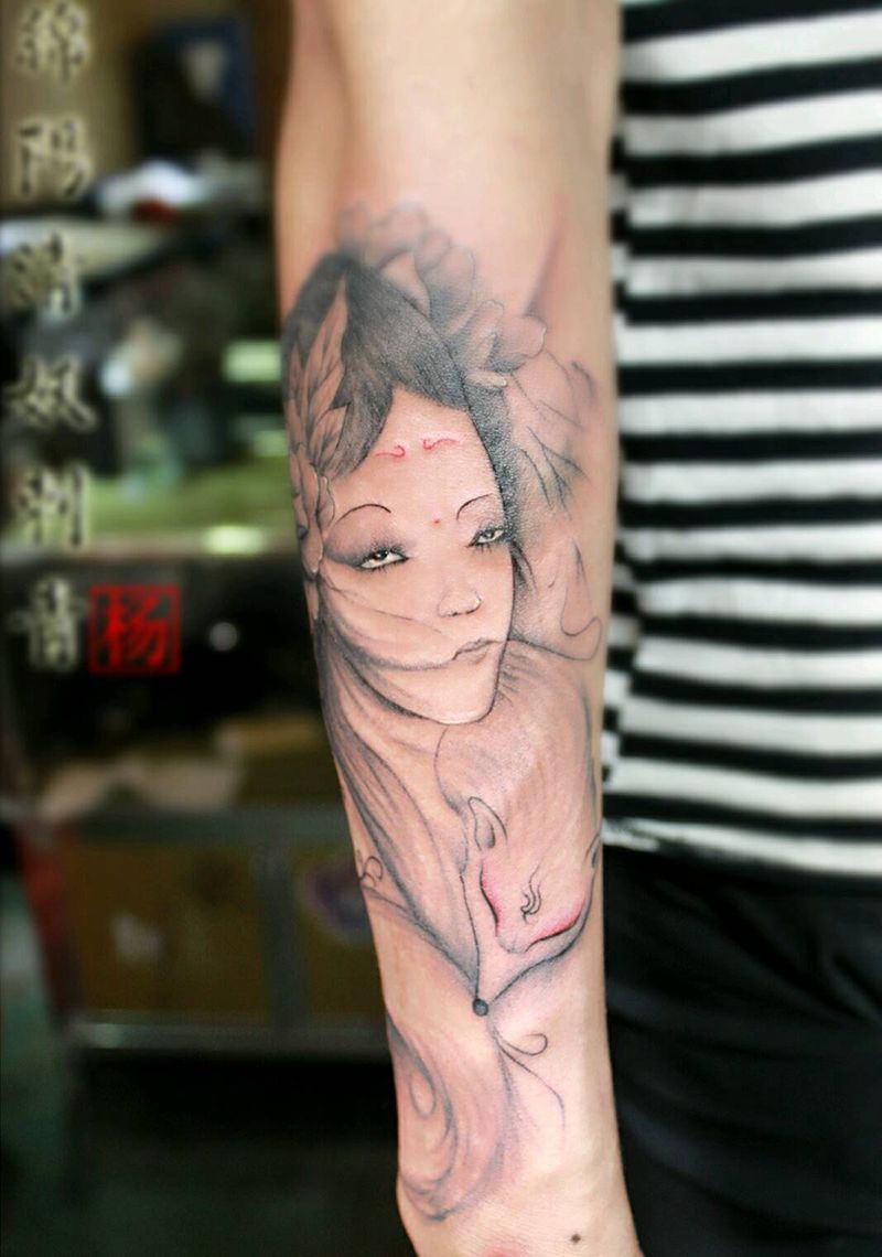 艺妓纹身纹身图片_肩部背部手臂腿部手部脚部习俗肖像动物人物纹身图案