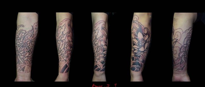传统包臂未完成纹身图片