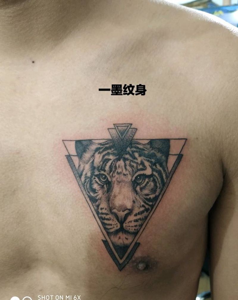 点刺素描纹身图片