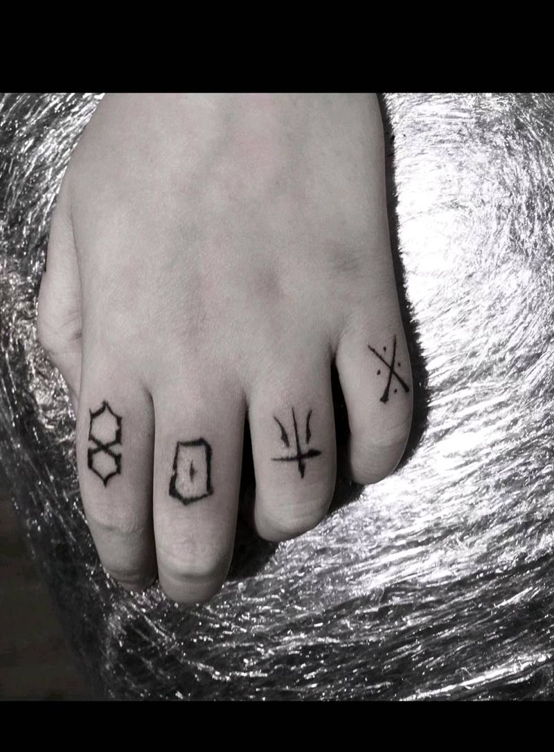 #酷酷哒×木口8 √#纹身图片