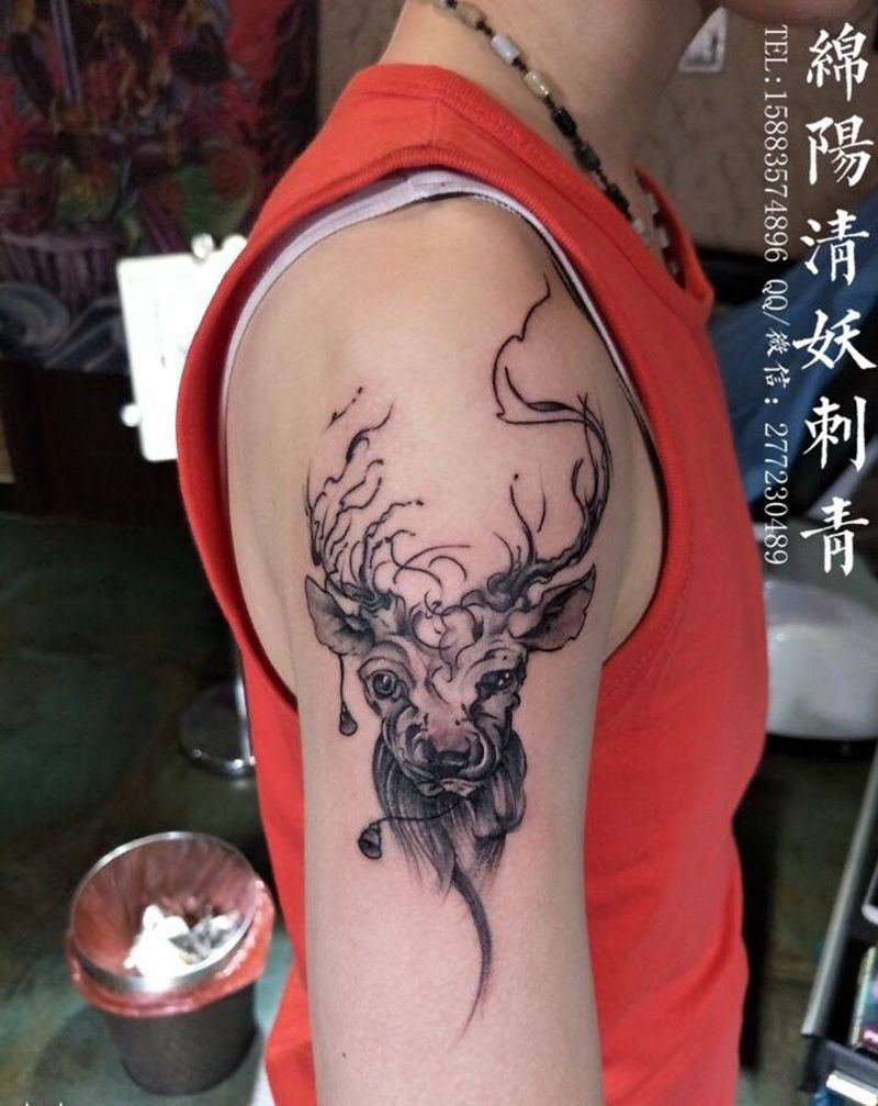 麋鹿纹身图片