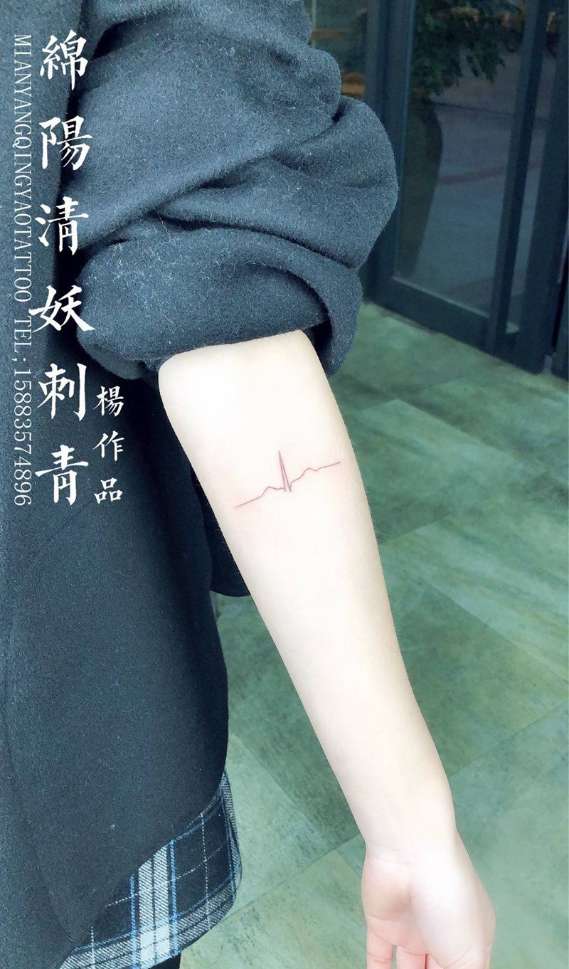 心电图纹身图片