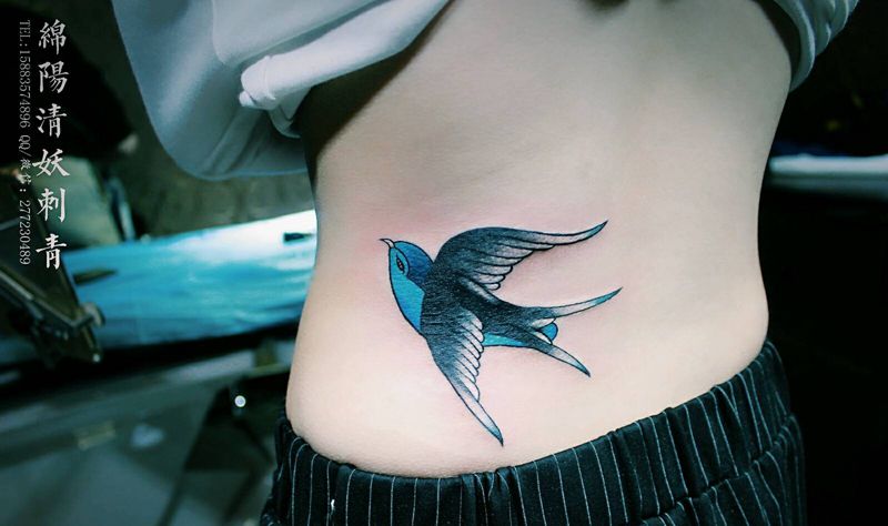 燕子纹身遮盖纹身图片_腰部背部臀部手部脚部清新写实几何纹身图案