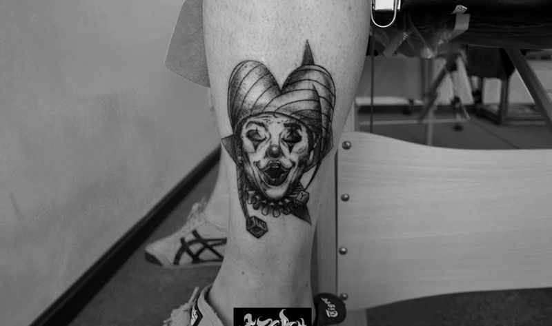 原创设计黑灰小丑纹身图片