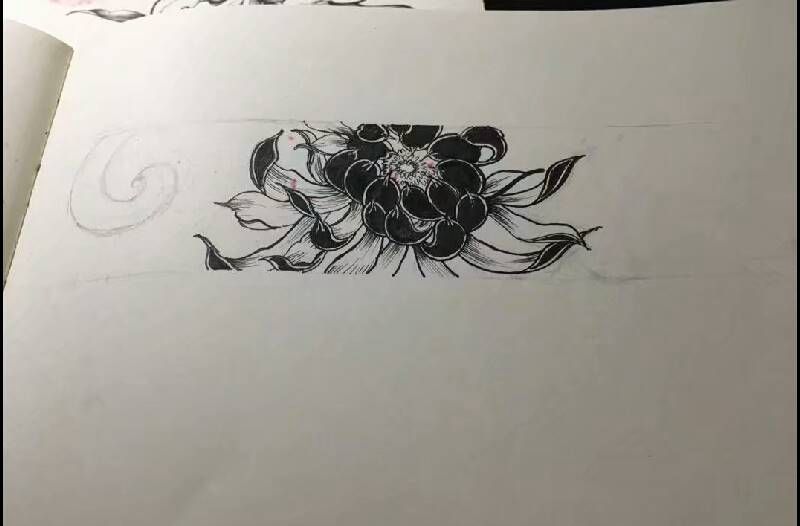 脚环/菊花纹身图片