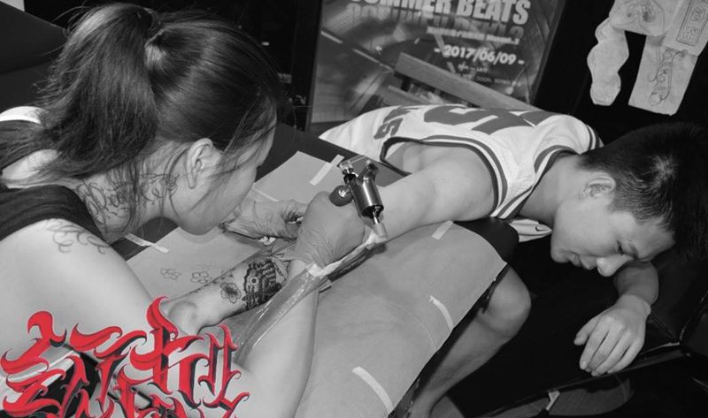 修改遮盖填充纹身图片