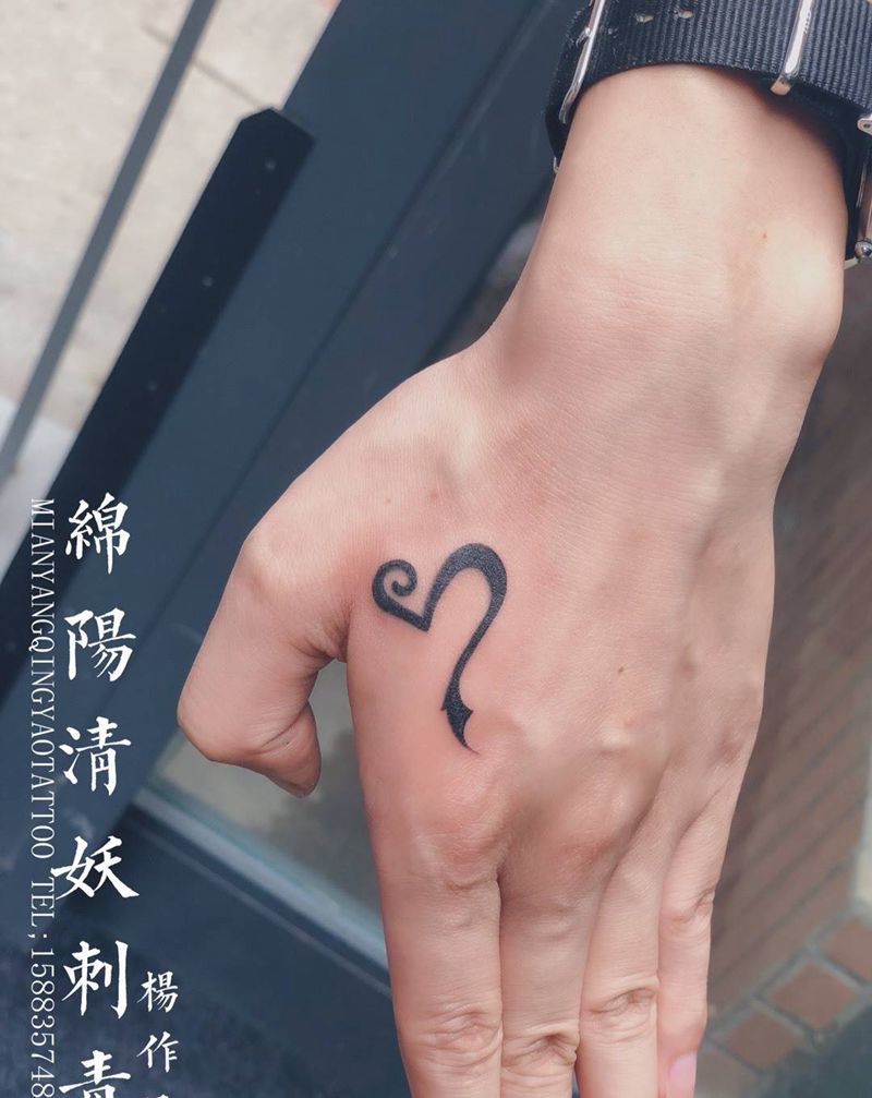 心纹身图片